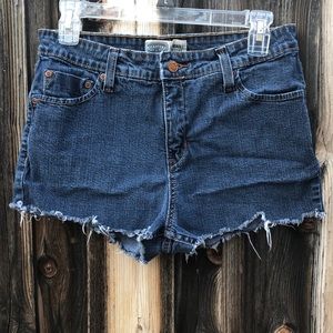 Signature Levi’s Strauss cutoffs